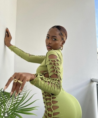 Анкета проститутки Карина - город Барыбино, 20 лет, №1332